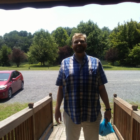 Meet your Posher, Burke - Picture 7 of 9